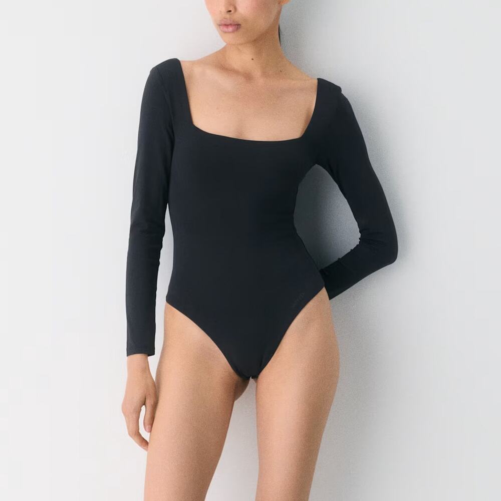 Aritzia Babaton Black Contour Headway Long Sleeve Bodysuit Size XS